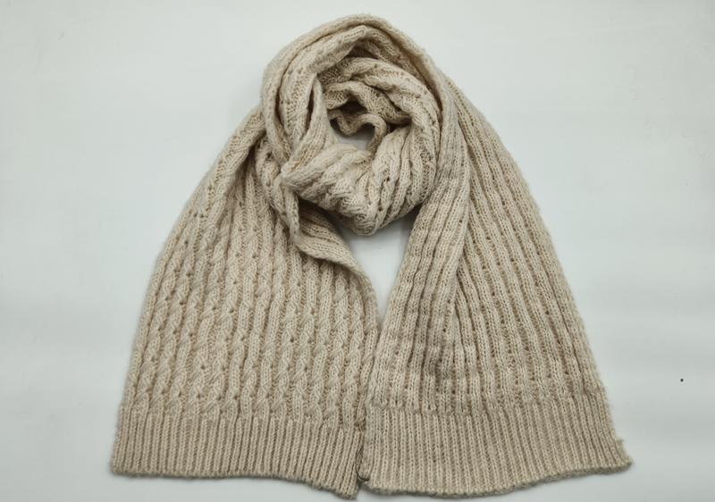 베이지 케이블 니트 울 스카프, 립 마감 크림색 겨울 넥워머 - winter accessories wholesaler
