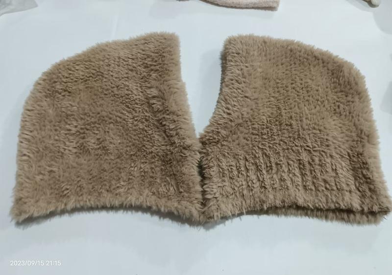 베이지 샤기 페이크 퍼 브이넥 넥 워머 칼라 랩 도매 액세서리