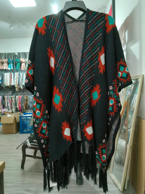 블랙 아즈텍 기하학 패턴 니트 프린지 헴 판초 케이프 랩 - certified scarf manufacturer China