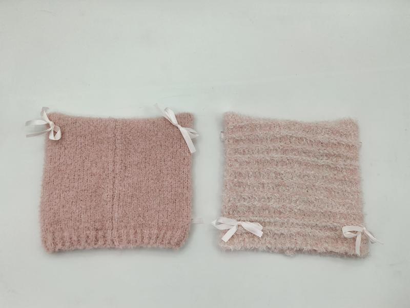 블러쉬 핑크 퍼지 니트 부츠 커프 새틴 리본 보우 장식 2개 세트 - winter accessories wholesaler