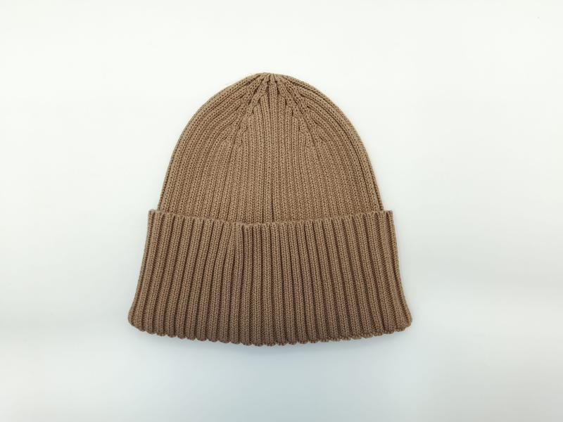 캐멀 베이지 청키 립 니트 커프드 비니 햇, 겨울용 두꺼운 스컬캡 - Oeko-Tex certified supplier