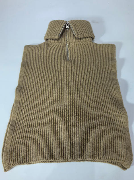카멜 베이지 립 니트 민소매 판초 베스트, 실버 하프집업 터틀넥 칼라 - winter accessories wholesaler