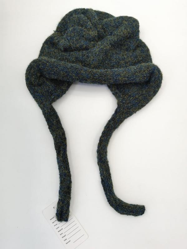 블루그린 마를 울 혼방 귀달이 니트 겨울 모자, 긴 브레이드 끈 포함 - wholesale fashion accessories