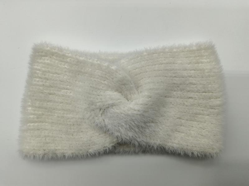 크림 화이트 퍼지 니트 꽈배기 매듭 헤드밴드 귀마개 - wholesale fashion accessories