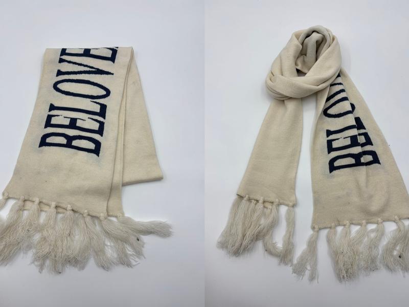 크림 니트 스카프 네이비블루 BELOVED 인타르시아 레터링 긴 프린지 술 장식 - certified scarf manufacturer China