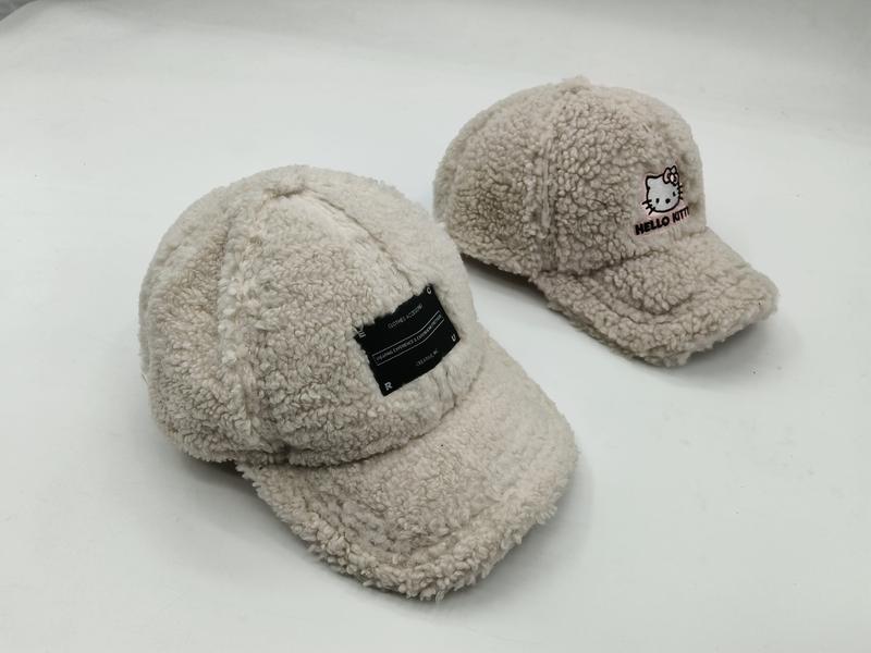 크림 셰르파 플리스 야구 모자 2종 세트, 블랙 라벨·Hello 자수 디테일 - factory direct wholesale price