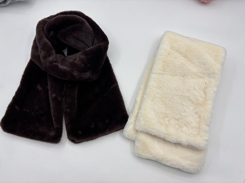 다크 브라운·크림 화이트 페이크 퍼 플러시 스카프 2종 세트 - B2B wholesale inquiry welcome