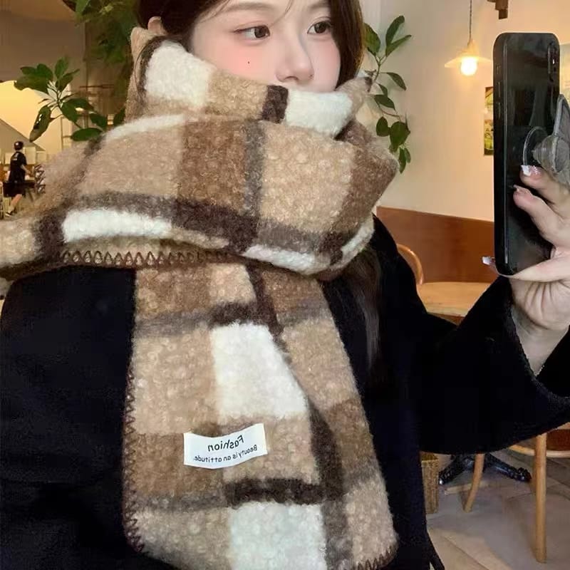 베이지 브라운 크림 체크 패턴 퍼지 겨울 머플러 두꺼운 따뜻한 랩 스카프 - retail buyer inquiry welcome