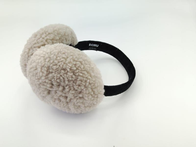 크림 베이지 셰르파 플리스 귀마개, 블랙 벨벳 헤드밴드, 원사이즈 - winter accessories wholesaler
