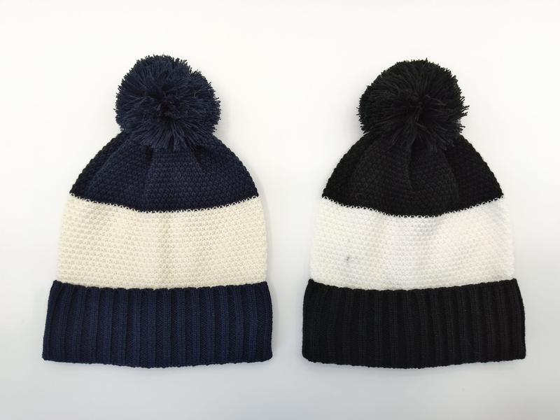 네이비&블랙 투톤 컬러블록 니트 폼폼 비니 모자 2종 세트 - wholesale fashion accessories